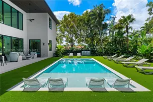 19900 NE 21st, Miami, FL 33179 - Photo 3