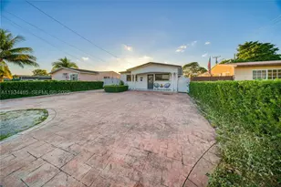 3640 SW 92nd, Miami, FL 33165 - Photo 3