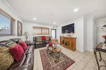 3640 SW 92nd, Miami, FL 33165 - Photo 9