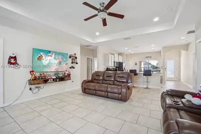 310 Villa Sorrento, Haines City, FL 33844 - Photo 7