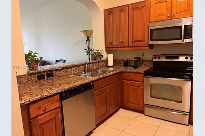 3500 Oaks Clubhouse #308, Pompano Beach, FL 33069 - Photo 7