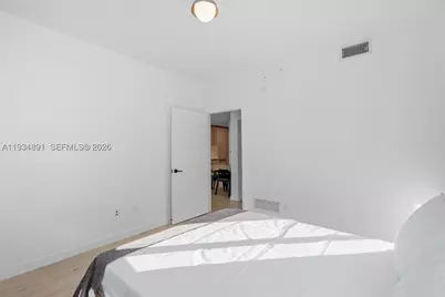 225 N Miami #1405, Miami, FL 33132 - Photo 17
