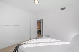 225 N Miami, Miami, FL 33132 - Photo 17