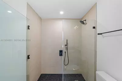 225 N Miami #1405, Miami, FL 33132 - Photo 31