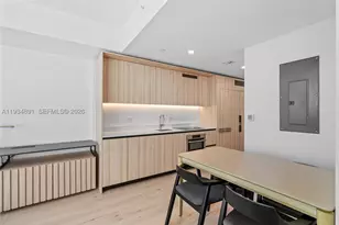 225 N Miami, Miami, FL 33132 - Photo 11