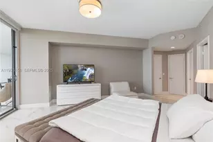 17301 Biscayne, North Miami Beach, FL 33160 - Photo 19