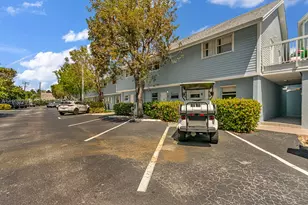 798 Crandon, Key Biscayne, FL 33149 - Photo 23