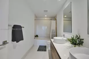 121 NE 34th, Miami, FL 33137 - Photo 3
