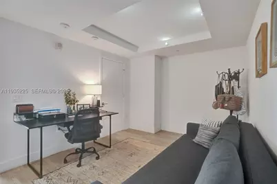 121 NE 34th #902, Miami, FL 33137 - Photo 15