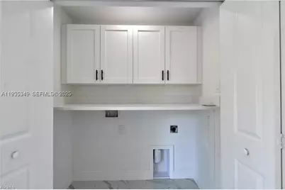 3417 57th St W, Other Fl City, FL 33971 - Photo 11