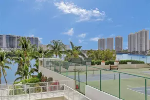 3370 Hidden Bay, Aventura, FL 33180 - Photo 17