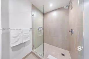 11 NE 6th, Miami, FL 33132 - Photo 25