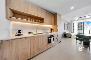 11 NE 6th, Miami, FL 33132 - Photo 5