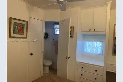 1911 SW 87th, Davie, FL 33324 - Photo 17