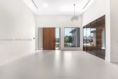 1130 SW 86th, Miami, FL 33144 - Photo 9