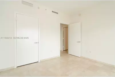 68 SE 6th #2010, Miami, FL 33131 - Photo 27