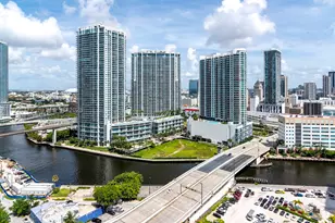 68 SE 6th, Miami, FL 33131 - Photo 3