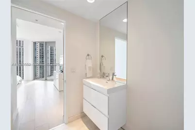 17301 Biscayne #1105, North Miami Beach, FL 33160 - Photo 19
