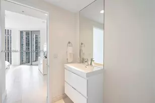17301 Biscayne, North Miami Beach, FL 33160 - Photo 19