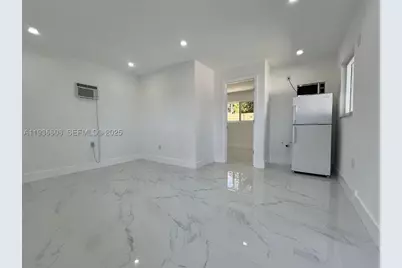 542 E 20th, Hialeah, FL 33013 - Photo 35