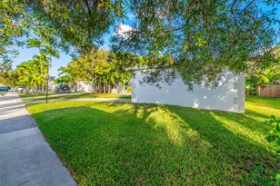 7517 Cutlass, North Bay Village, FL 33141 - Photo 39