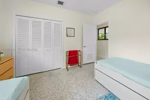 7517 Cutlass, North Bay Village, FL 33141 - Photo 31