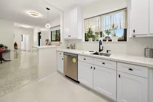 7517 Cutlass, North Bay Village, FL 33141 - Photo 9
