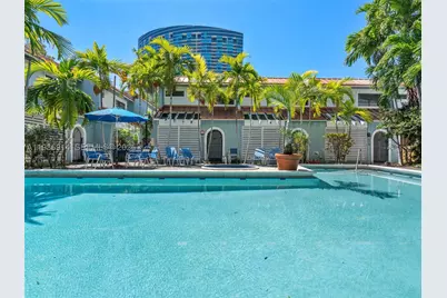 523 NE 38th #6, Miami, FL 33137 - Photo 1