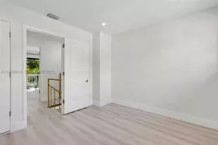 523 NE 38th, Miami, FL 33137 - Photo 27