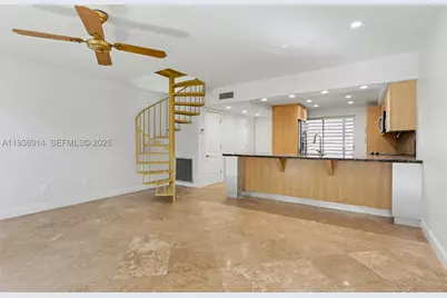 523 NE 38th #6, Miami, FL 33137 - Photo 3