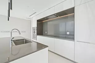300 Biscayne Blvd, Miami, FL 33130 - Photo 9