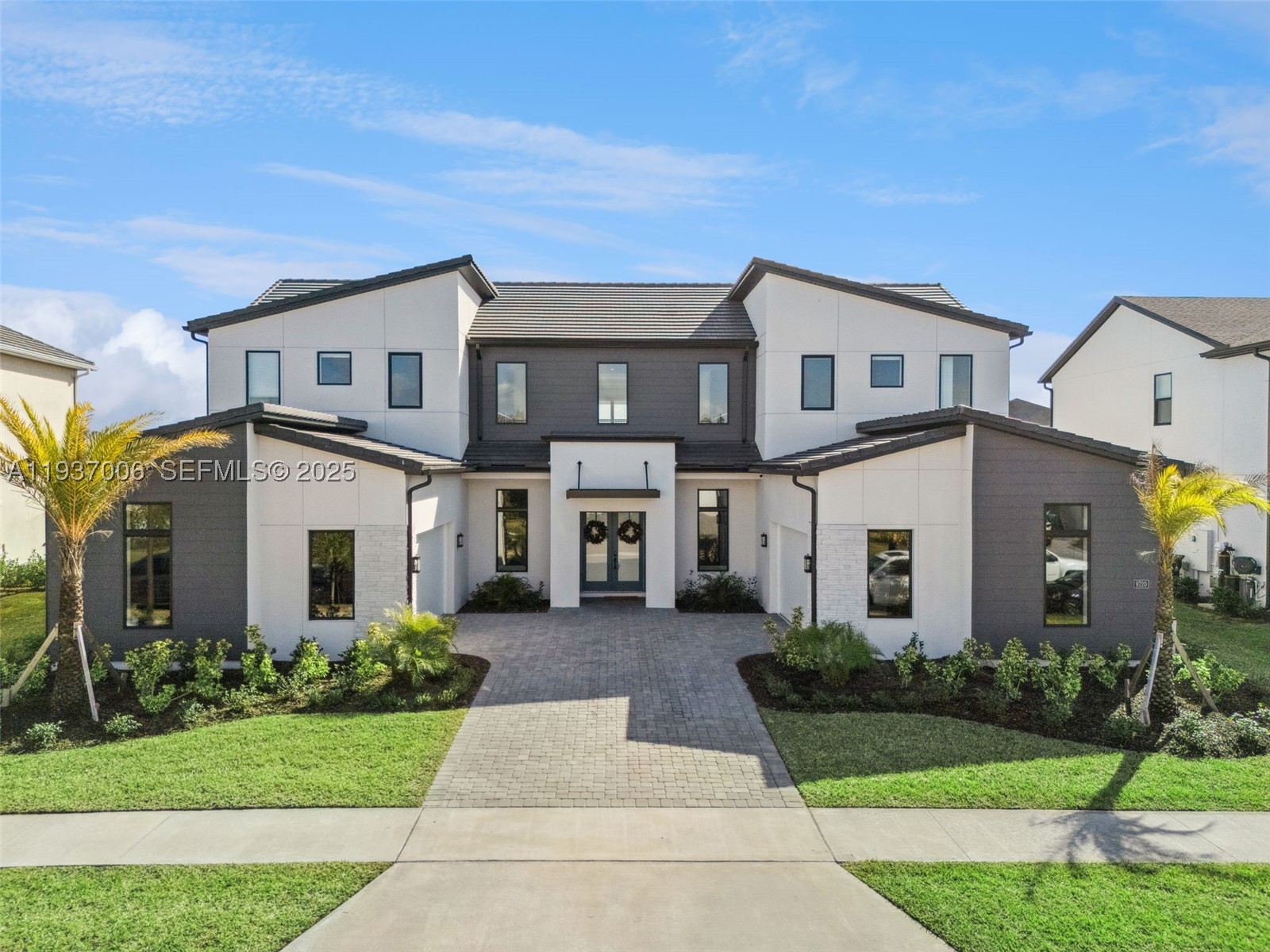 9720 Laurel Berry main architectural view