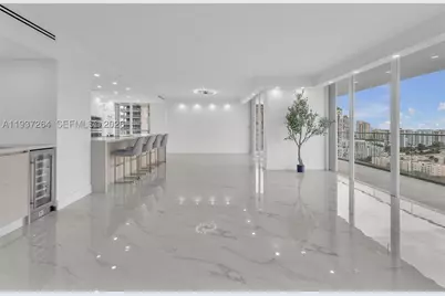 19707 Turnberry #25D, Aventura, FL 33180 - Photo 7
