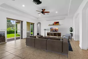6432 SW 55th, Davie, FL 33314 - Photo 3