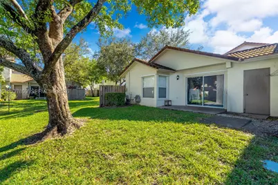10831 NW 3rd, Pembroke Pines, FL 33026 - Photo 25