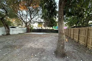 854 NW 76th, Miami, FL 33150 - Photo 21