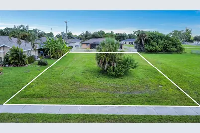 1821 Savona Pkwy W, Cape Coral, FL 33914 - Photo 5