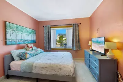 255 W 24th #234, Miami Beach, FL 33140 - Photo 3