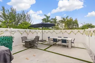 11431 W 32nd, Hialeah, FL 33018 - Photo 11