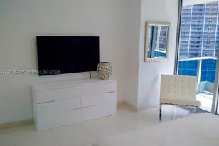 200 Biscayne Blvd, Miami, FL 33131 - Photo 3