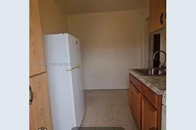 1846 Wiley, Hollywood, FL 33020 - Photo 9