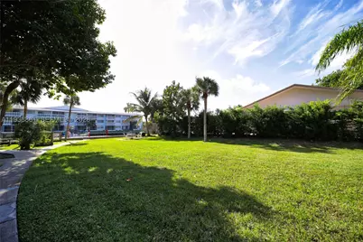 541 Blue Heron #205C, Hallandale Beach, FL 33009 - Photo 37