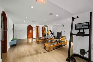 6103 Aqua, Miami Beach, FL 33141 - Photo 33
