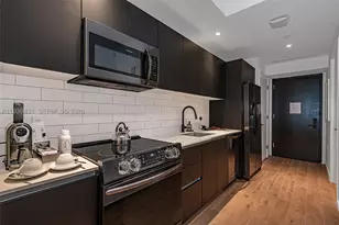 398 NE 5th, Miami, FL 33132 - Photo 19