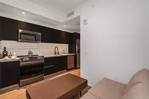 398 NE 5th, Miami, FL 33132 - Photo 17