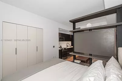 398 NE 5th #4512, Miami, FL 33132 - Photo 9