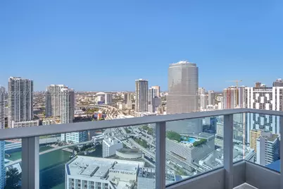 200 Biscayne Boulevard #4202, Miami, FL 33131 - Photo 15