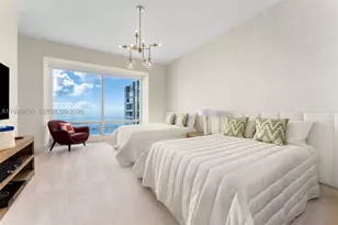 1425 Brickell, Miami, FL 33131 - Photo 13