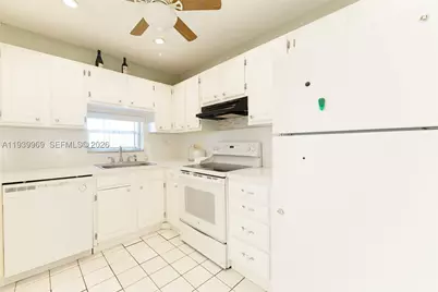 [Address not provided], Pembroke Pines, FL 33025 - Photo 9