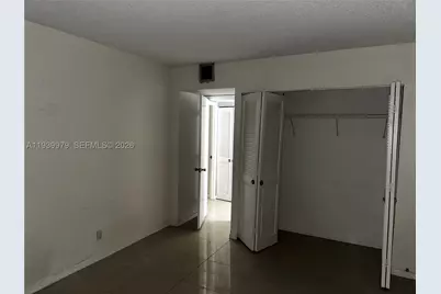 [Address not provided], Hollywood, FL 33019 - Photo 15